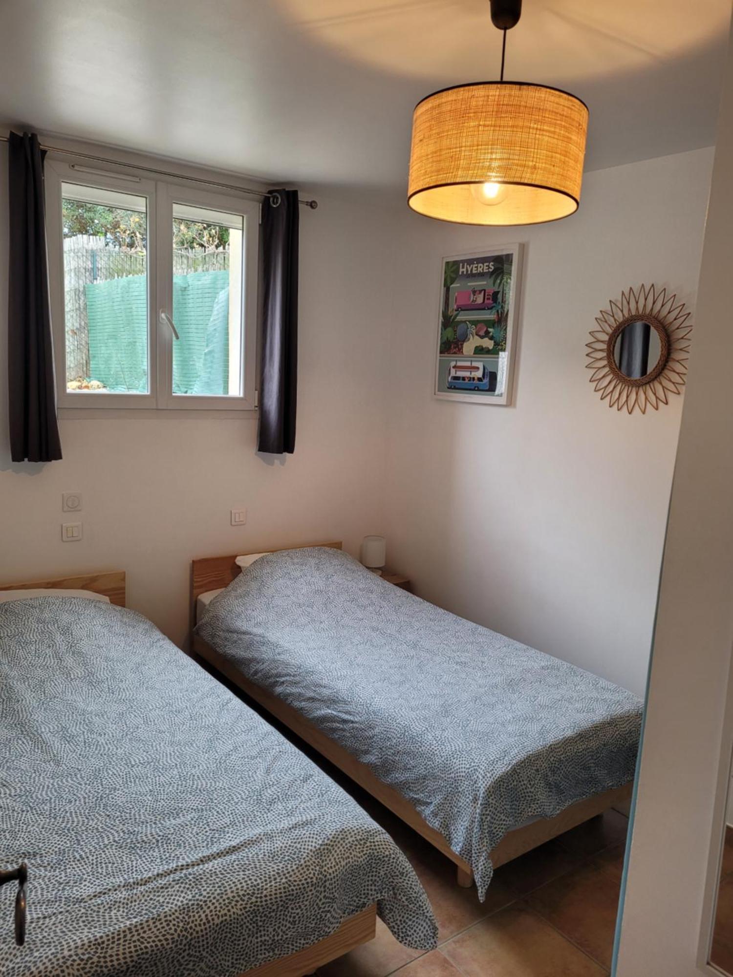 Apartment Giens-t2 Charme-7m A Pied - Rez De Jardin