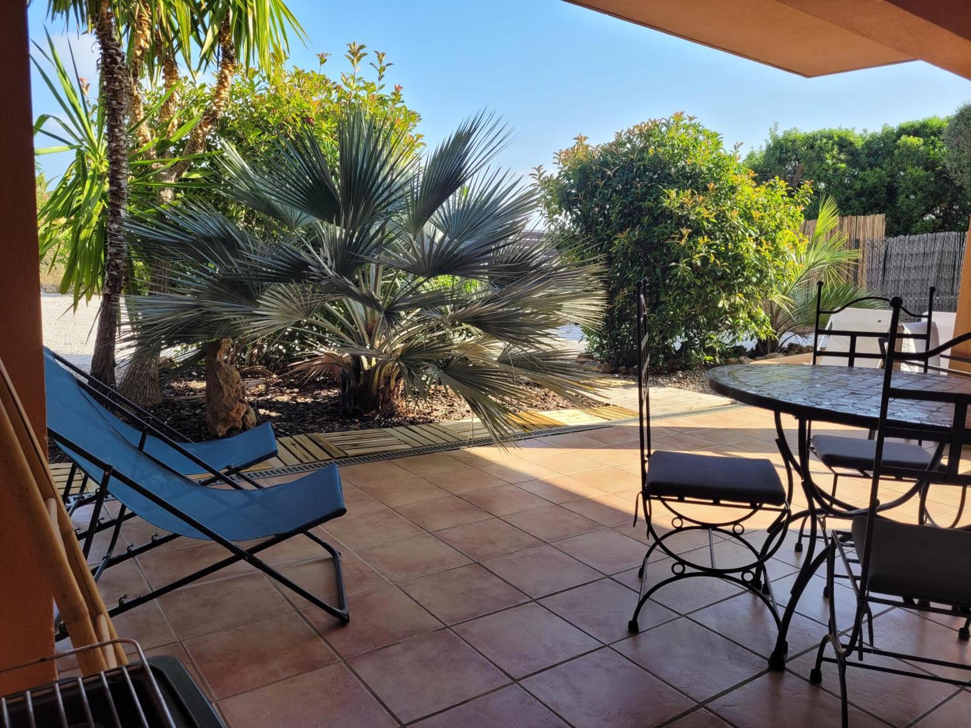 Giens-t2 Charme-7m A Pied - Rez De Jardin Apartment Hyeres